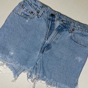 ✨HOST PICK✨Levis vintage shorts sz 6